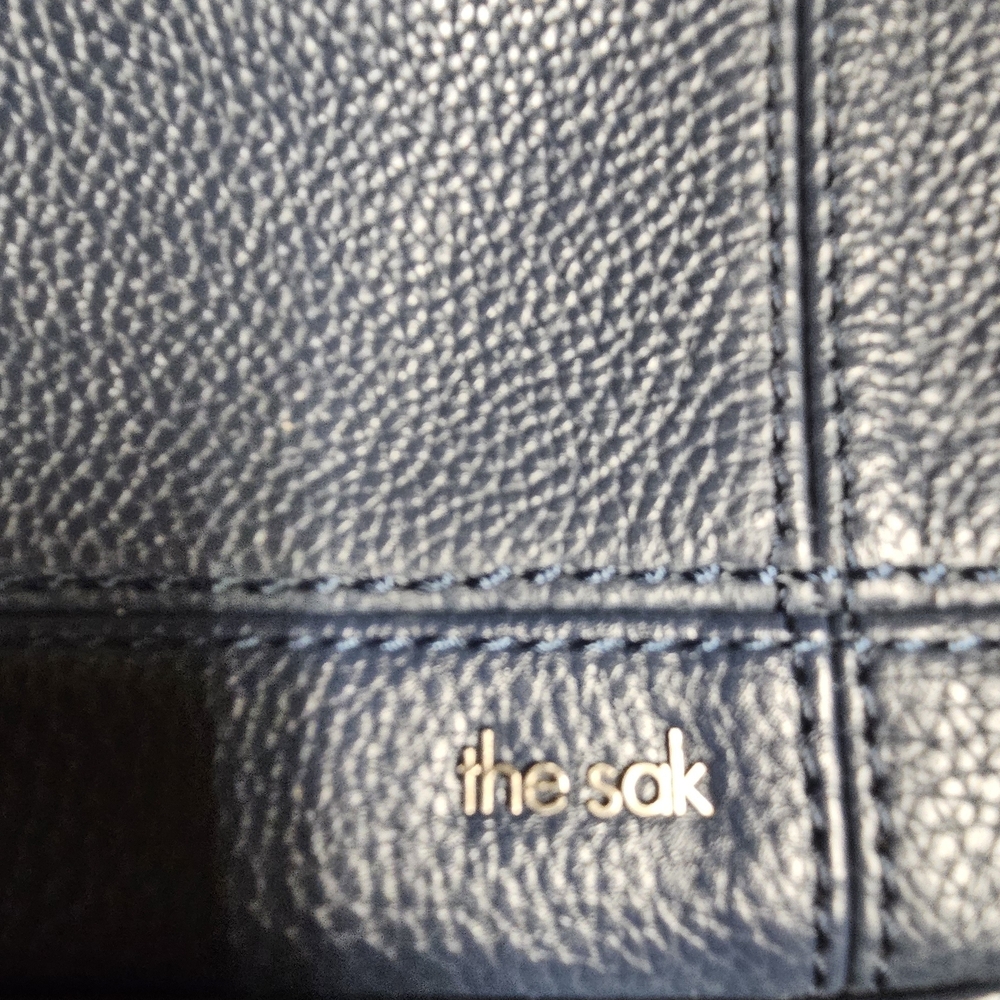 The Sak Navy Leather Shoulder Bag - Picture 2 of 5